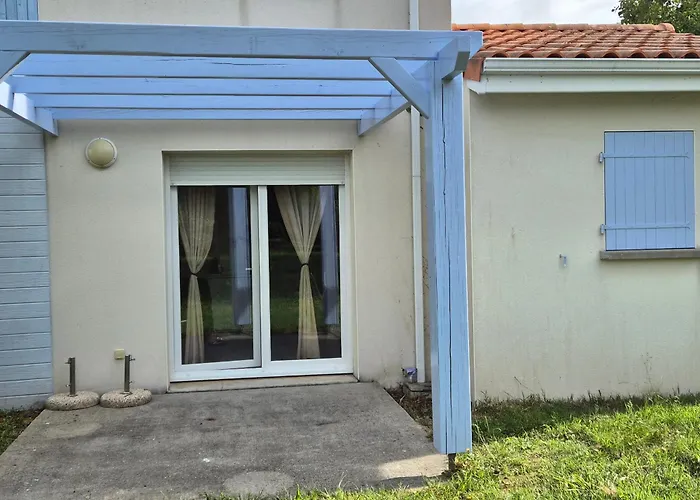 Maison Calme Avec Piscine Et Proche A Talmont-saint-hilaire - Fr-1-197-488